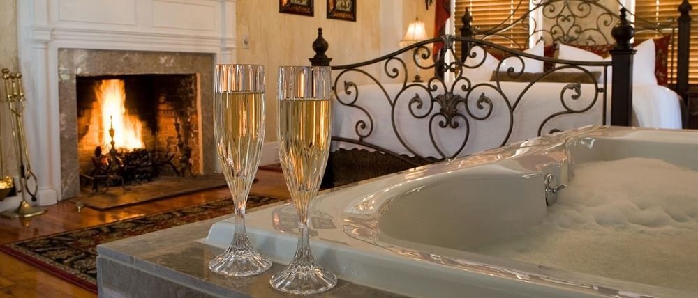Historic Jacob Hill Inn Seekonk Ngoại thất bức ảnh